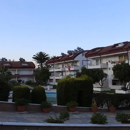Monna Roza Family Otel 5*