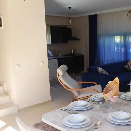 Monna Roza Family 安塔利亚